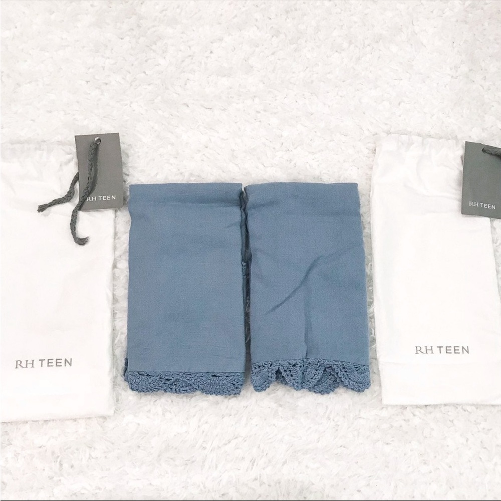RH TEEN blue sham set